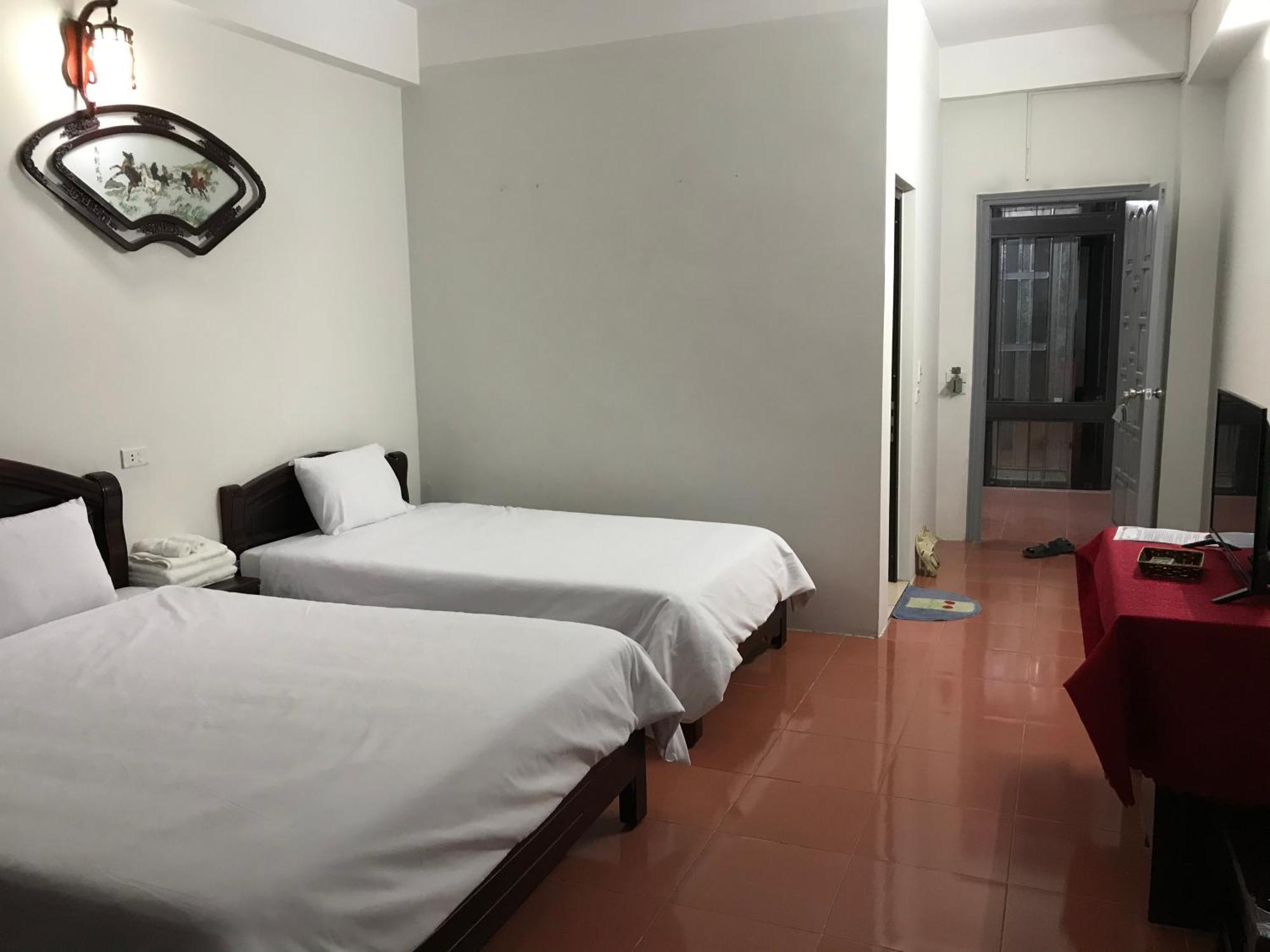 באק הא Anh Anh Hotel מראה חיצוני תמונה