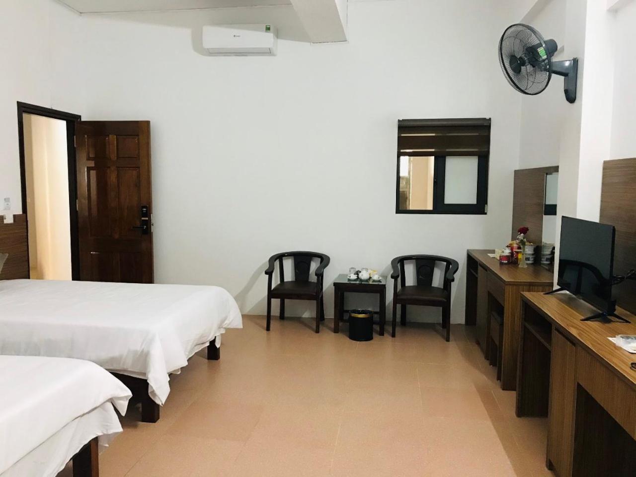 באק הא Anh Anh Hotel מראה חיצוני תמונה