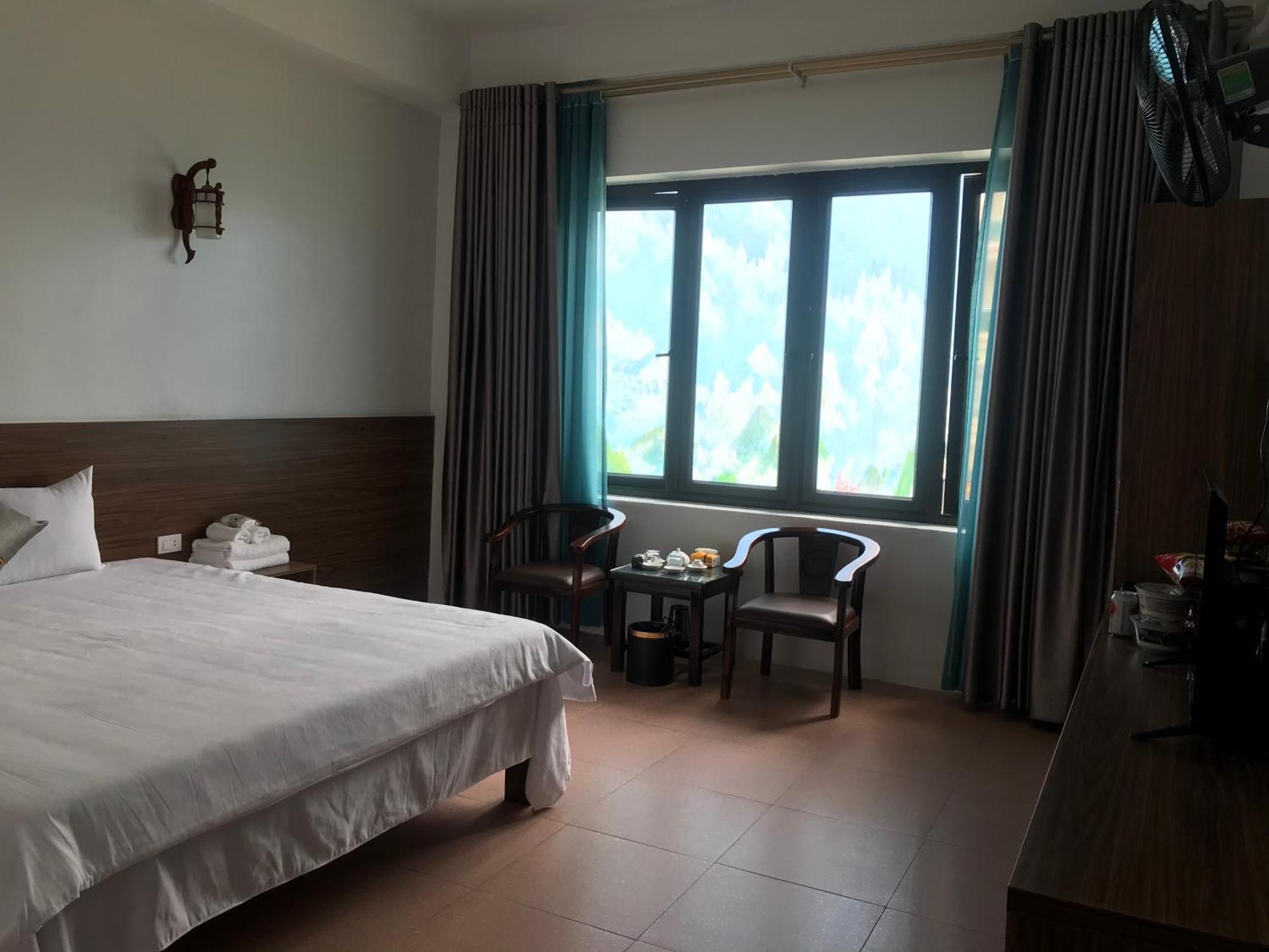 באק הא Anh Anh Hotel מראה חיצוני תמונה