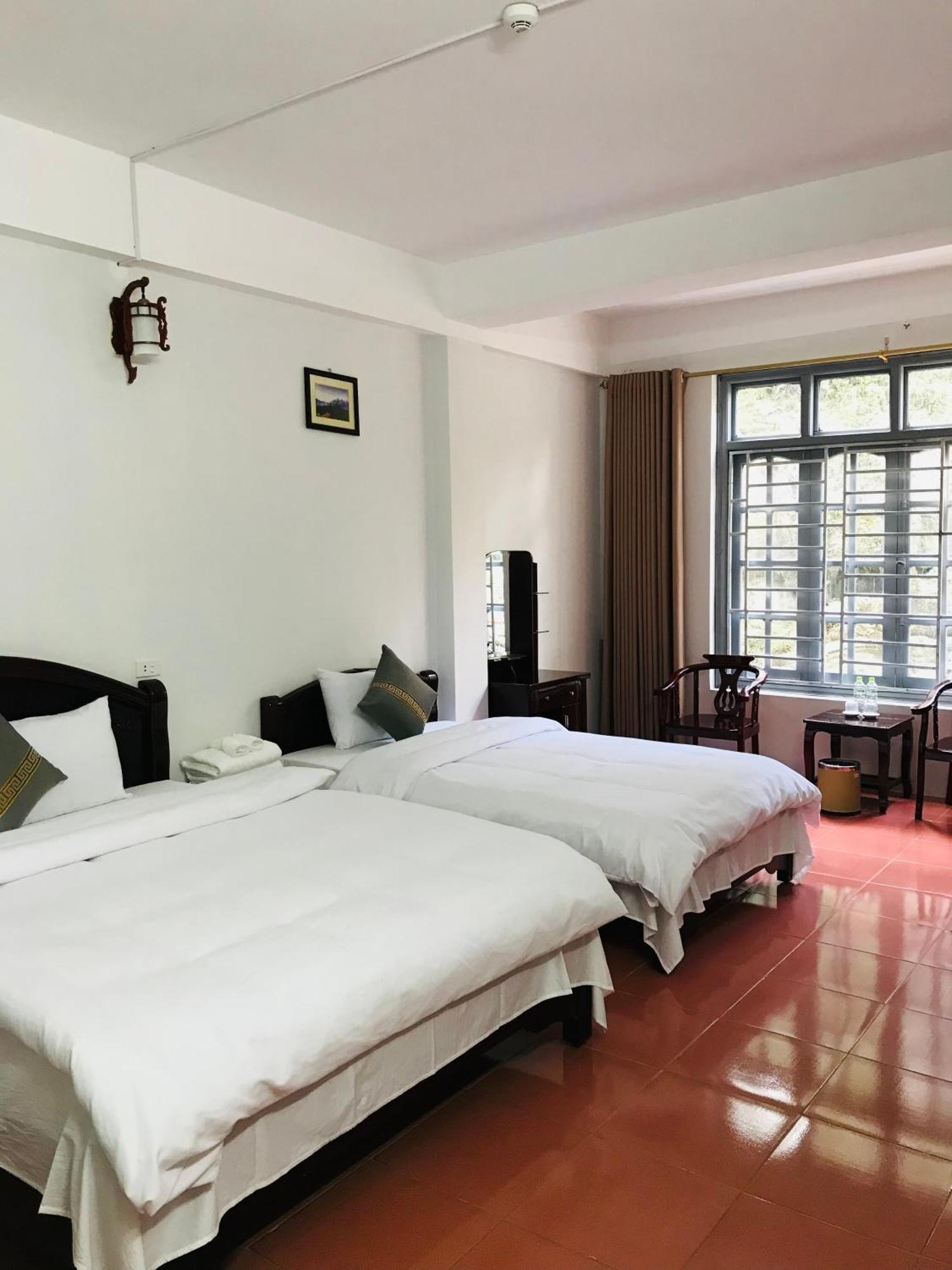 באק הא Anh Anh Hotel מראה חיצוני תמונה