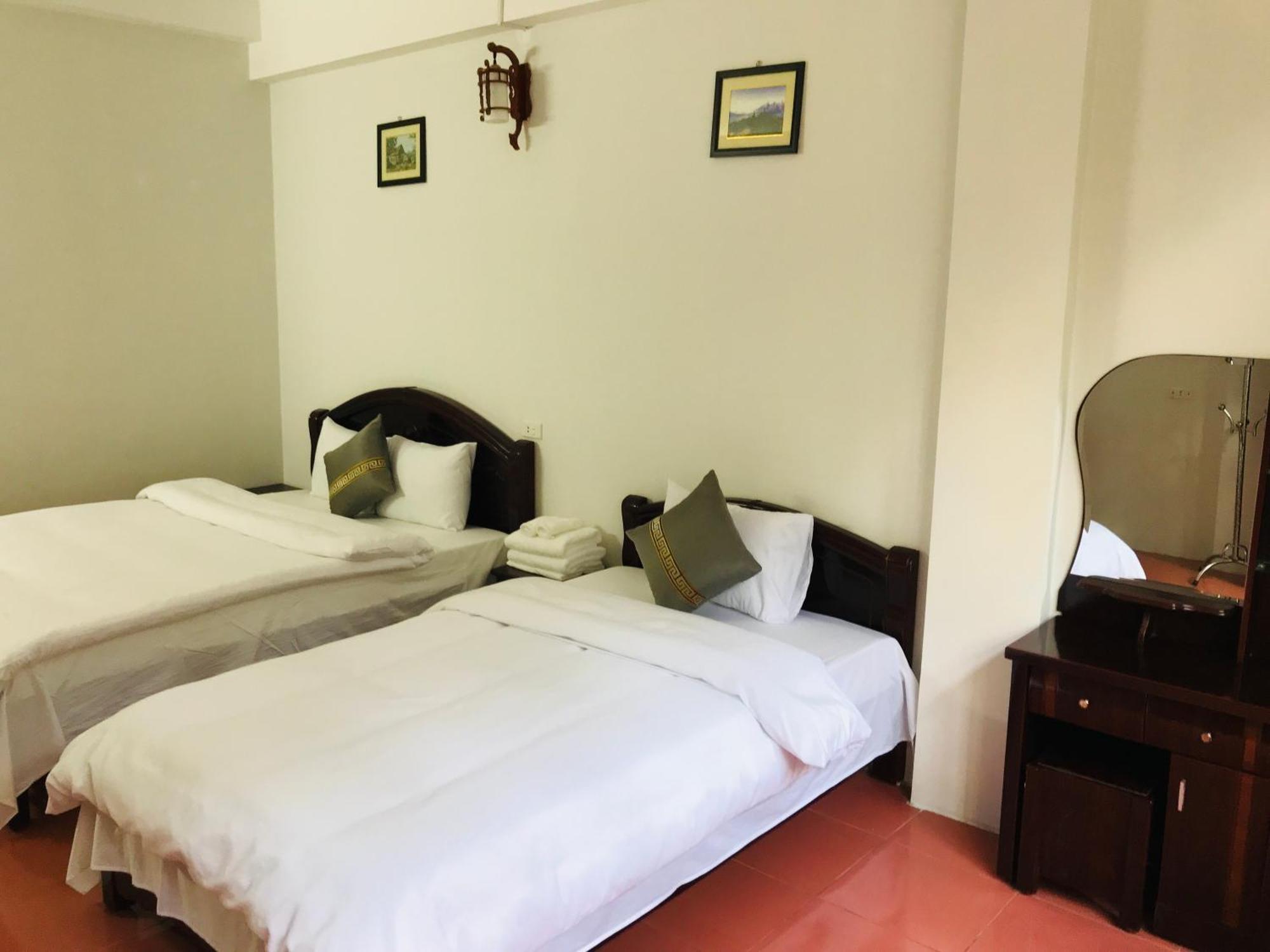 באק הא Anh Anh Hotel מראה חיצוני תמונה