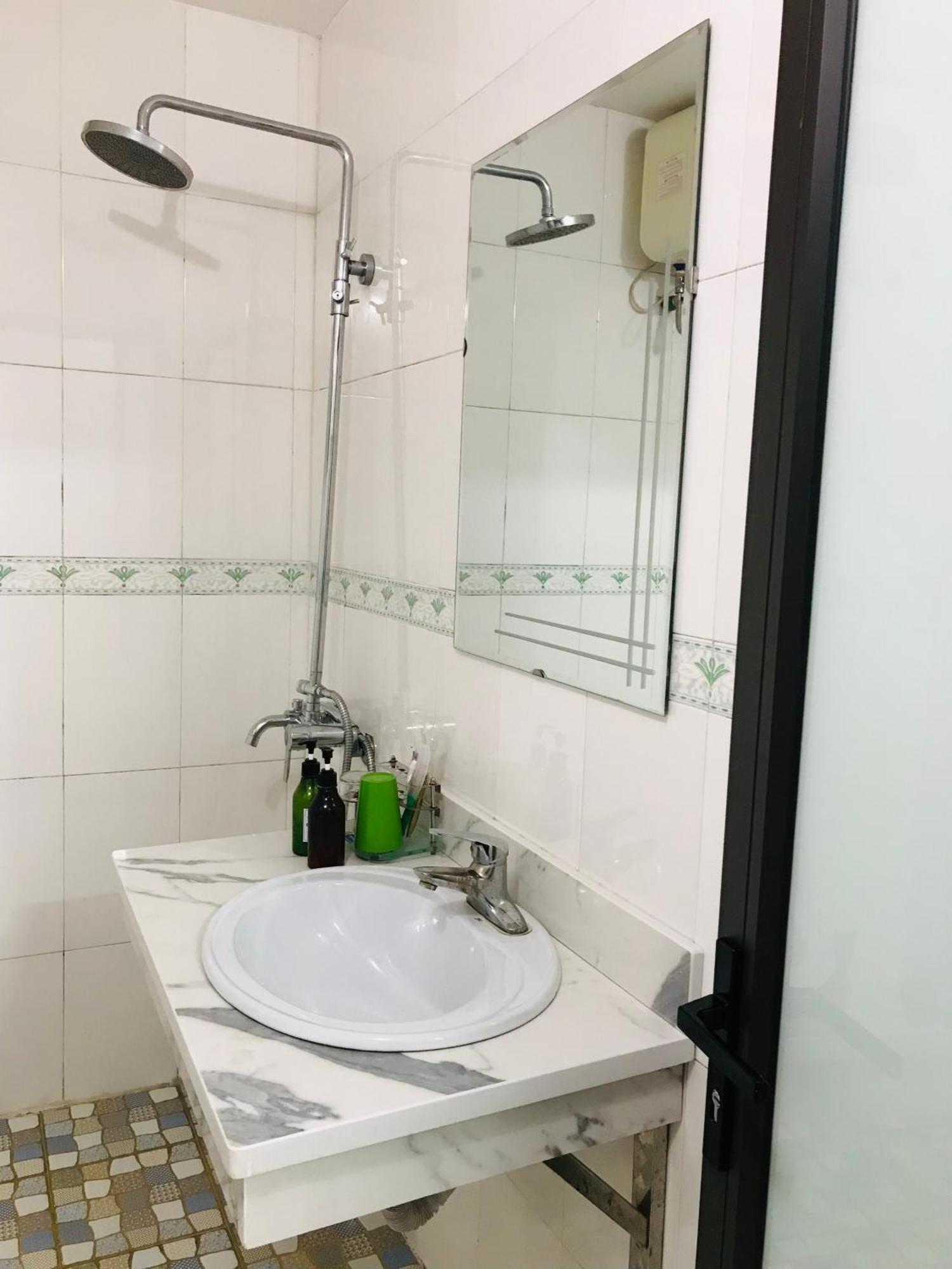 באק הא Anh Anh Hotel מראה חיצוני תמונה