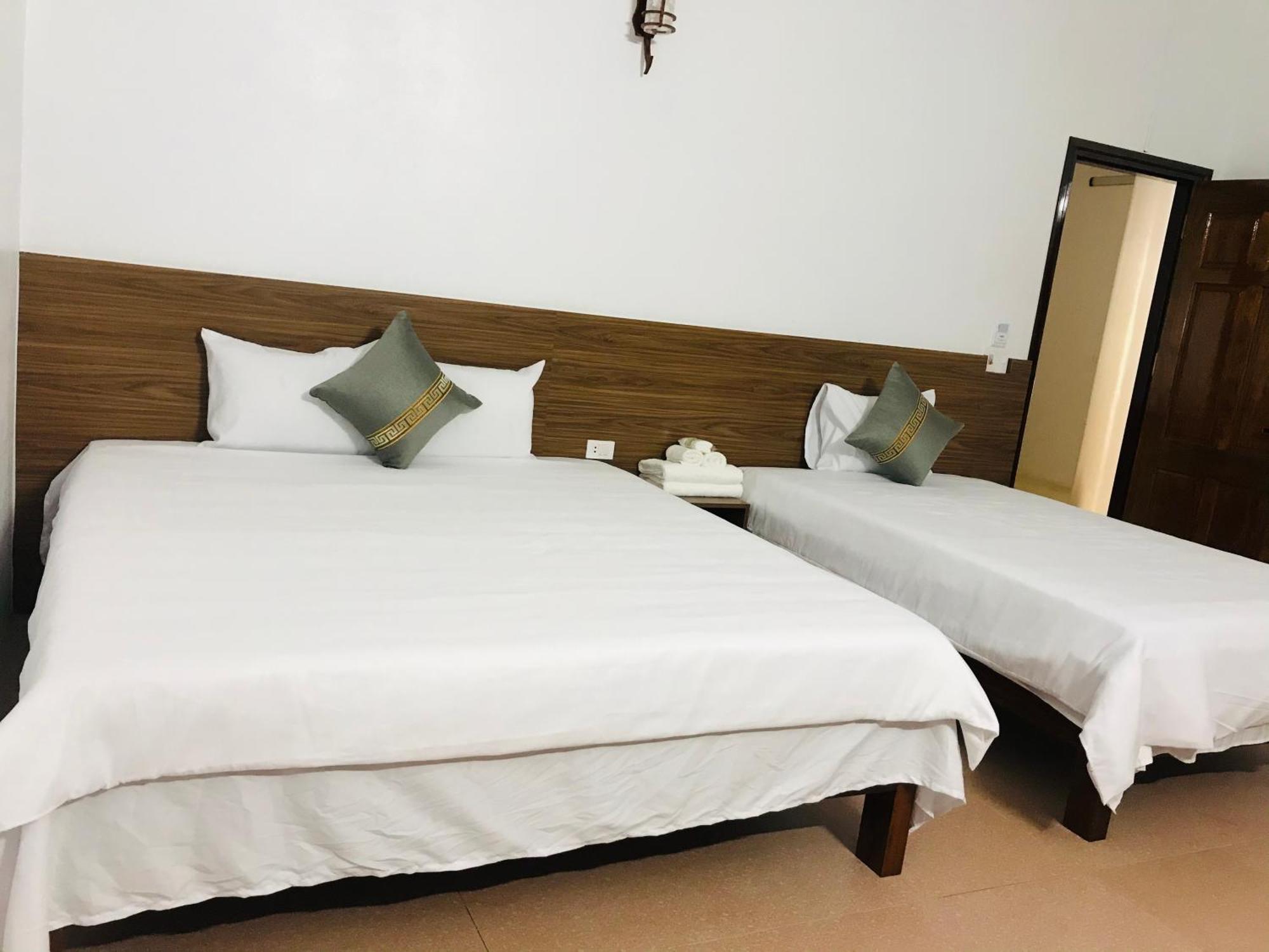 באק הא Anh Anh Hotel מראה חיצוני תמונה