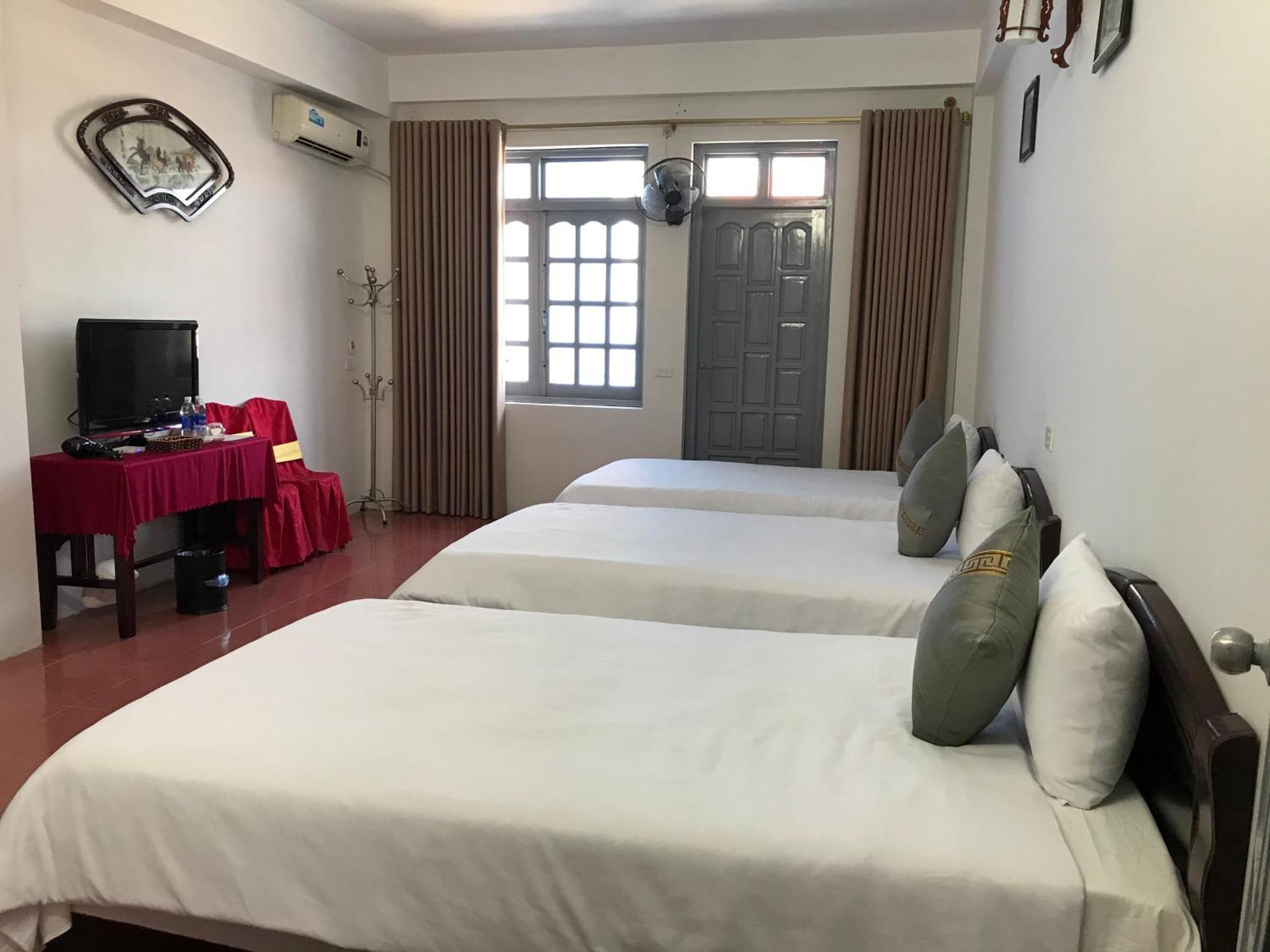 באק הא Anh Anh Hotel מראה חיצוני תמונה