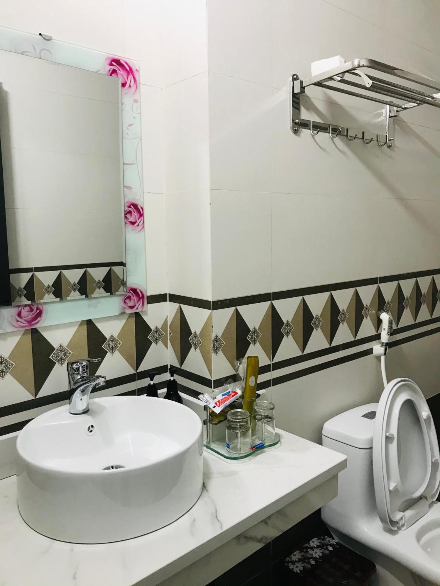 באק הא Anh Anh Hotel מראה חיצוני תמונה