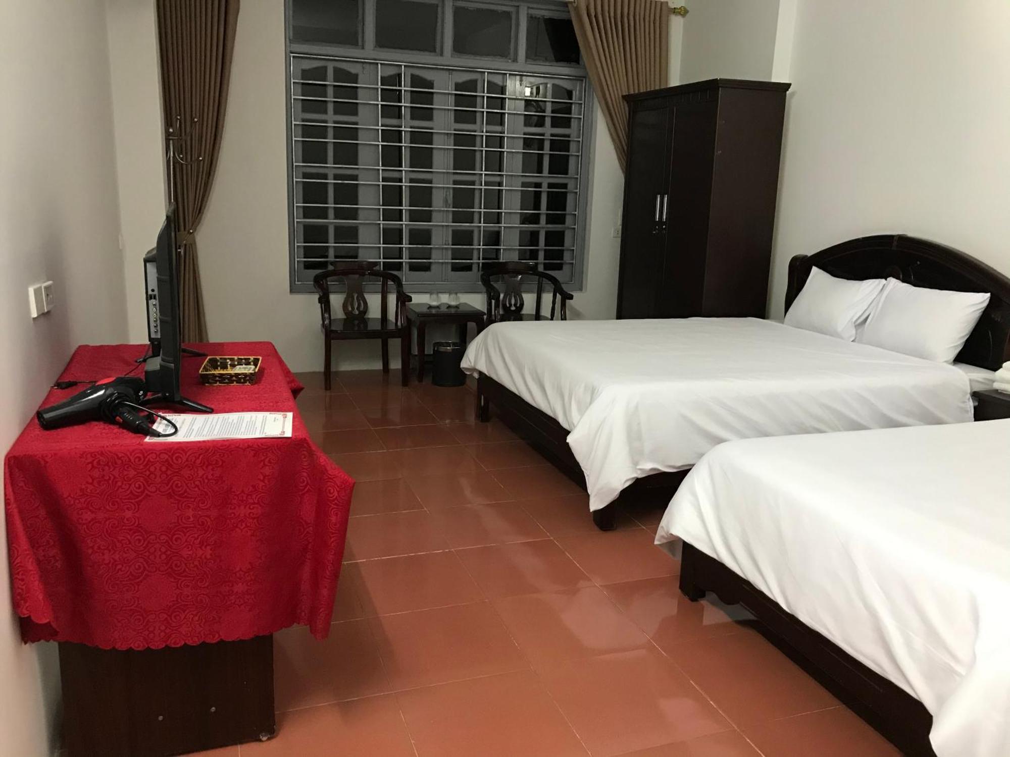 באק הא Anh Anh Hotel מראה חיצוני תמונה