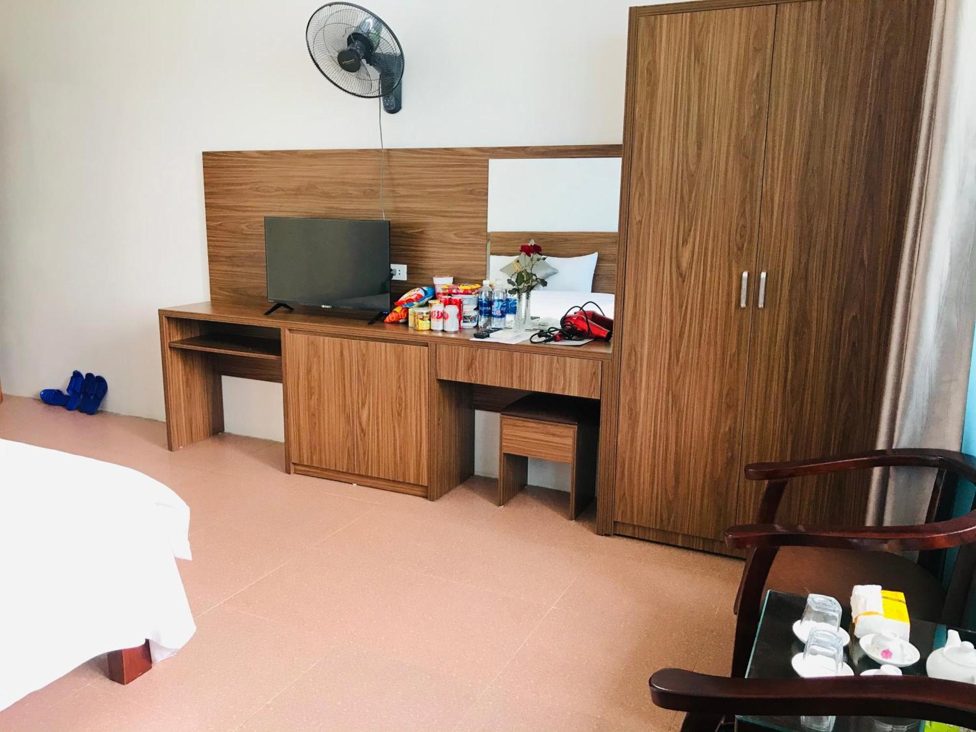 באק הא Anh Anh Hotel מראה חיצוני תמונה